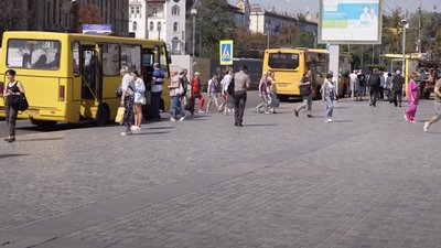 виїзд за кордон, Дніпро