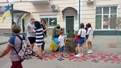 У Сумах створюють патріотичну фотозону для містян