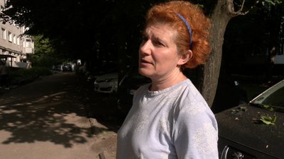 "Добре, що ракета не влучила": як оговтуються після нічної атаки РФ мешканці Коновальця та Гулака-Артемовського у Луцьку "Добре, що ракета не влучила": як оговтуються після нічної атаки РФ мешканці Коновальця та Гулака-Артемовського у Луцьку