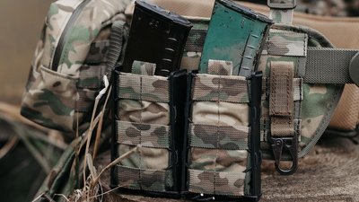 Підприємець з Чернівців шиє сумки та амуніцію для військових