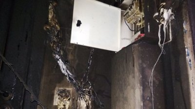 На Житомирщині пожежа у гаражі перекинулася на житловий будинок
