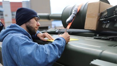 "Я не думаю, що Путін буде в Гаазі, живим він туди не добереться" — заступник міністра оборони Чехії "Я не думаю, що Путін буде в Гаазі, живим він туди не добереться" — заступник міністра оборони Чехії