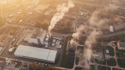 "Відновлення" після пандемії. МЕА прогнозує різке зростання світових викидів у 2021 році