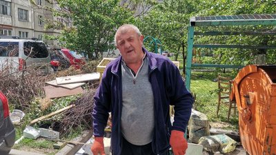 У Луцьку штрафують водіїв, які блокують заїзд комунальників до смітників. Де найбільше порушників У Луцьку штрафують водіїв, які блокують заїзд комунальників до смітників. Де найбільше порушників