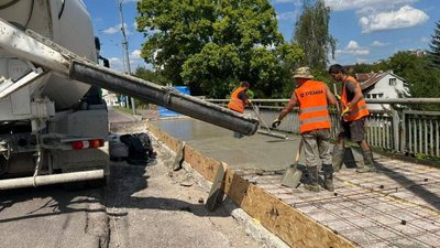 Ремонт мосту на вулиці Кульпарківській у Львові