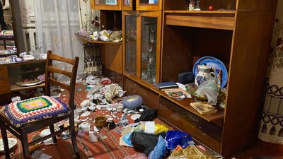 На Сумщині троє роменчан скоїли розбійний напад на будинок літньої жінки – поліція На Сумщині троє роменчан скоїли розбійний напад на будинок літньої жінки – поліція