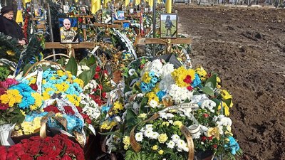 Могила бійця Могила бійця