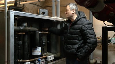 Під час відключень зберігаються світло і тепло в житловій багатоповерхівці у Рівному Під час відключень зберігаються світло і тепло в житловій багатоповерхівці у Рівному