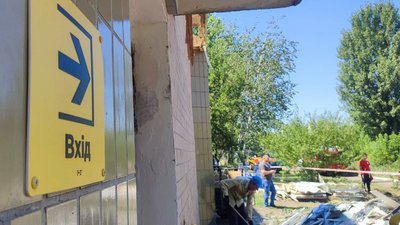 Показали наслідки влучання російської ракети у Смілі Показали наслідки влучання російської ракети у Смілі