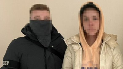 30 доларів за реєстрацію Starlink для РФ: на Одещині двох людей підозрюють у держзраді 30 доларів за реєстрацію Starlink для РФ: на Одещині двох людей підозрюють у держзраді