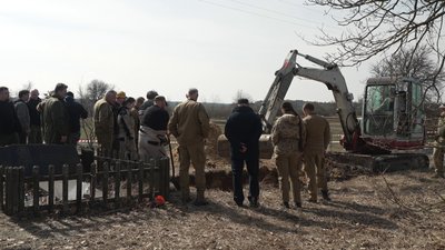 Польські та українські науковці працюють у селі Угли на Рівненщині. Що відомо про пошуки