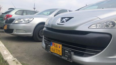 Майже 19 тисяч авто ввезли через Закарпатську митницю за "нульовим" розмитненням. Які марки придбали українці