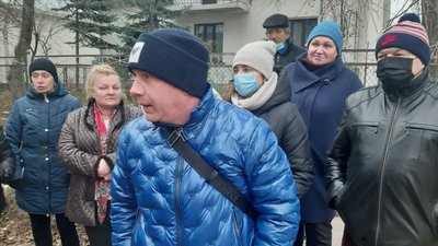 Жителі села на Тернопільщині протестували проти забудовника Жителі села на Тернопільщині протестували проти забудовника