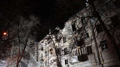 Пошкоджена п'ятиповерхівка, харків, 24 січня