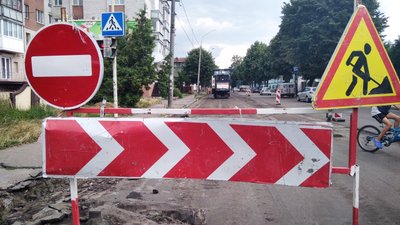 Рух транспорту буде обмежений: на трьох вулицях Житомира ремонтуватимуть дороги