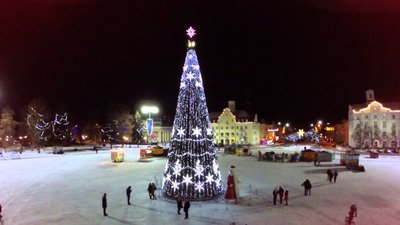 Без фуд-корту, ковзанка за електронною чергою: як відзначатимуть Новий рік у Чернігові
