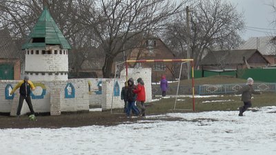 «Дітки потроху починають звикати»: вихованців Полтавського центру реабілітації переселили до Гадяча