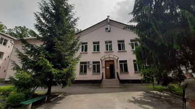 Стало відомо, в якому стані госпіталізовані з СOVID працівники лабцентру в Харкові