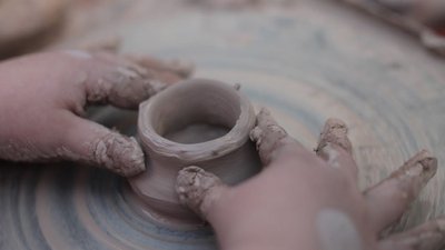 В Закарпатському музеї народної архітектури і побуту відкрилась Літня школа гончарства