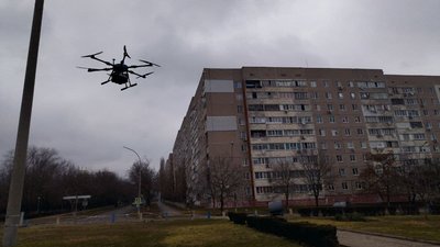 СМС, дрони та сирени: як працює система оповіщення у місті-супутнику на Миколаївщині СМС, дрони та сирени: як працює система оповіщення у місті-супутнику на Миколаївщині