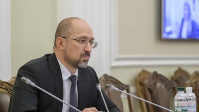Шашлики, походи без масок та прогнози на квітень: що сказав прем'єр про коронавірус