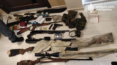 Незаконно видавали дозволи на зброю: серед фігурантів — харківський поліцейський