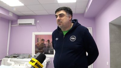 Новий комп'ютерний томограф вартістю один мільйон доларів випробовують в обласній лікарні у Житомирі Новий комп'ютерний томограф вартістю один мільйон доларів випробовують в обласній лікарні у Житомирі