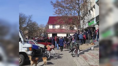 Олешки окупація черга Лілія Решетняк Олешки окупація черга Лілія Решетняк