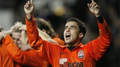 Жадсон святкує гол у ворота "Тоттенгема" у сезоні-2008/09, коли "Шахтар" виграв Кубок УЄФА