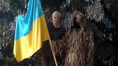Допомагають ЗСУ. На Миколаївщині волонтерський цех працює на перемогу Допомагають ЗСУ. На Миколаївщині волонтерський цех працює на перемогу