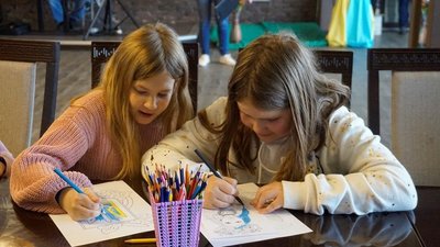 На Полтавщині створили розвивальний проєкт для дітей-переселенців На Полтавщині створили розвивальний проєкт для дітей-переселенців