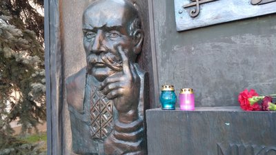 У Миколаєві відбулась акція “Запали свічку Аркасу” У Миколаєві відбулась акція “Запали свічку Аркасу”