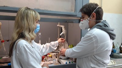 16 нещеплених працівників Інституту монокристалів у Харкові відсторонили від роботи