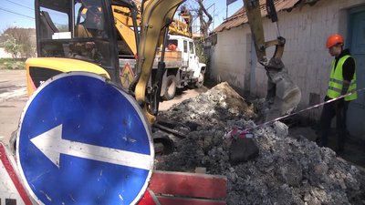 У Житомирі відновили роботи з будівництва тролейбусної лінії у мікрорайон Мальованка У Житомирі відновили роботи з будівництва тролейбусної лінії у мікрорайон Мальованка
