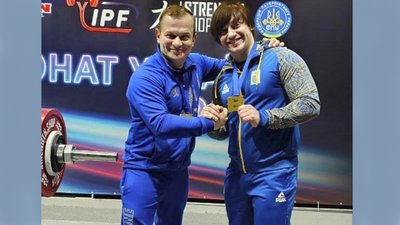 Пауерліфтери Житомирщини вибороли три золоті медалі на Чемпіонаті України з жиму лежачи Пауерліфтери Житомирщини вибороли три золоті медалі на Чемпіонаті України з жиму лежачи