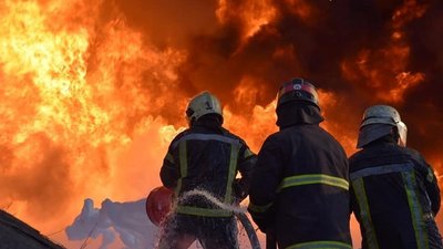 За рекетний удар по нафтобазі в Луцьку висунули підозру російському командиру