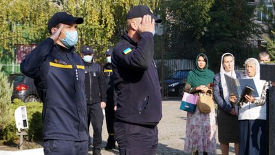 13 років з дня вибуху газу в Дніпрі: містяни вшанували пам'ять 23 загиблих під завалами висотки 13 років з дня вибуху газу в Дніпрі: містяни вшанували пам'ять 23 загиблих під завалами висотки