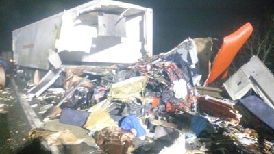Троє загиблих, 10 травмованих. На Чернігівщині автобус зіштовхнувся з фурою Троє загиблих, 10 травмованих. На Чернігівщині автобус зіштовхнувся з фурою