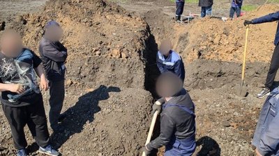 На Херсонщині фахівці Укртелекому ремонтують нове пошкодження мереж