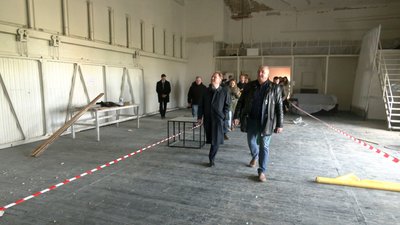 Велика Британія виділить планує виділити 93 тисячі фунтів на відновлення драмтеатру в Чернігові Велика Британія виділить планує виділити 93 тисячі фунтів на відновлення драмтеатру в Чернігові