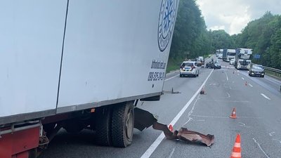 У ДТП поблизу Львова загинули двоє людей У ДТП поблизу Львова загинули двоє людей