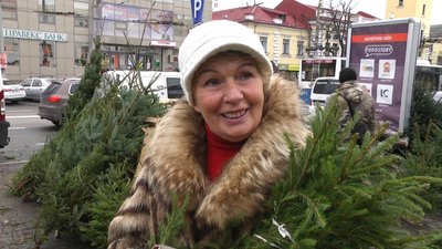 Які ялинки й за скільки купують у Хмельницькому Які ялинки й за скільки купують у Хмельницькому