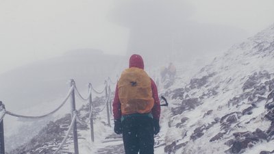 Ожеледиця, туман та температура до +8. Що з погодою на початку тижня