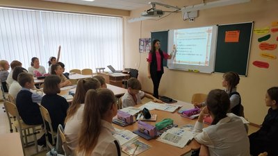 У чотирьох школах Донеччини п’ятикласників навчають за пілотним проєктом Нової української школи