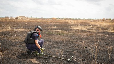 Ризик і віра: праця саперів та піротехнік на Миколаївщині Ризик і віра: праця саперів та піротехнік на Миколаївщині