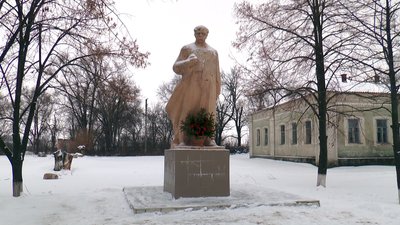 Історії пам'ятників Тарасу Шевченку у Сватівській громаді Історії пам'ятників Тарасу Шевченку у Сватівській громаді