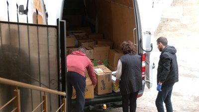 Не можу бути осторонь. Історії переселенців, які допомагають волонтерам у Франківську