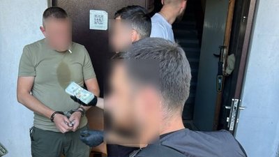 Начальника Миколаївського обласного ТЦК затримали під час одержання 10 тисяч доларів