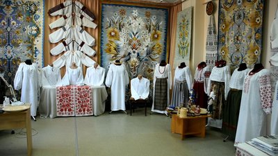 Понад 30 років Надія Вакуленко із Решетилівки присвятила вишиванню Понад 30 років Надія Вакуленко із Решетилівки присвятила вишиванню