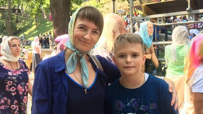 Кілька тисяч вірян УПЦ МП вийшли на Хресну ходу в Києві Кілька тисяч вірян УПЦ МП вийшли на Хресну ходу в Києві